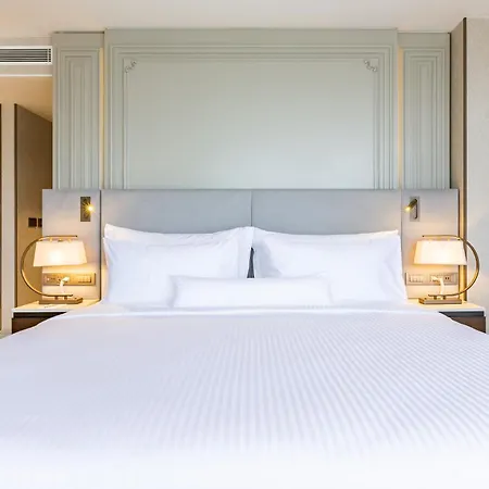 Stayso The House Hotel Istanbul Room photo A bedroom at the hotel